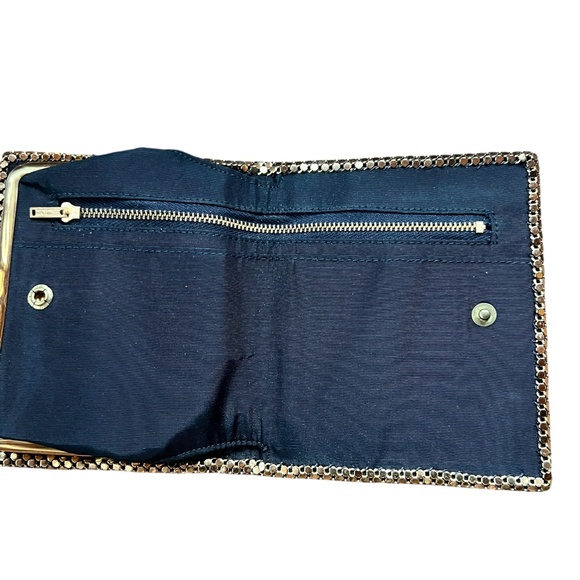 Vintage Whiting & Davis Gold Compact Clutch with Mirror – 1950s Glam - Picture 5 of 5